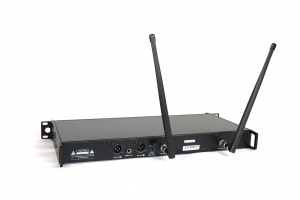 RFIntell QL7R/T1-A 651,800-683,400 МГц 2-канальная радиосистема с 2-мя ручными микрофонами в Кыштыме